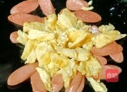 火腿肠炒鸡蛋的做法图解11