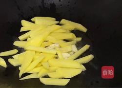 黑椒牛肉土豆条的做法图解6