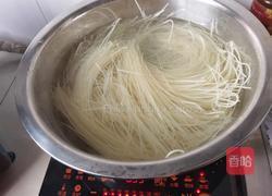 米粉的做法图解1