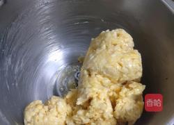 奶香椰蓉面包的做法图解2