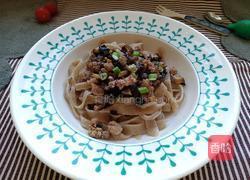 香菇木耳肉酱面（宝宝版）的做法图解7