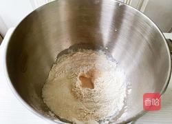 纯牛奶吐司（无蛋版）的做法图解2