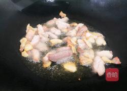 芹菜炒肉的做法图解2