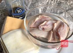 馄饨皮芝士鸡翅的做法图解1