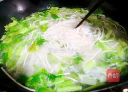 水煮芹菜面的做法图解6
