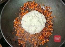 胡萝卜木耳蛋炒饭的做法图解10