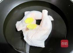 酸辣柠檬手撕鸡的做法图解2