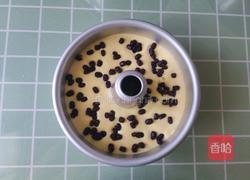 红豆中空戚风蛋糕的做法图解10