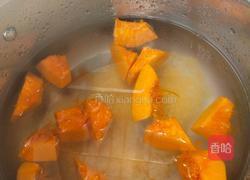 南瓜小米粥的做法图解2