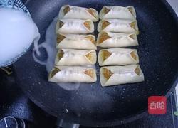 西葫鲜肉锅贴的做法图解17