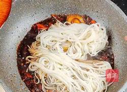 鲍鱼炒面的做法图解6