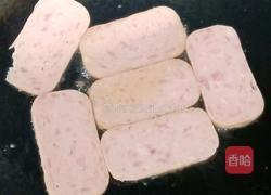 午餐肉鸡蛋三明治的做法图解3