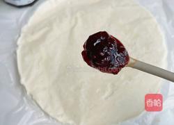 树莓酱手抓饼的做法图解2
