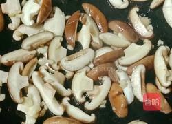 土豆香菇拌芝士面的做法图解9