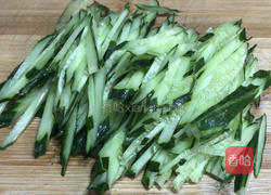 酱肉丝拌面的做法图解3