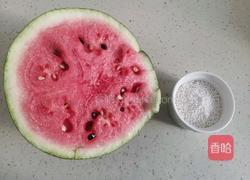 西瓜西米露的做法图解1