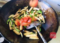 青椒西红柿炒茄子的做法图解5