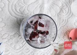 桑葚蔓越莓冰饮的做法图解5
