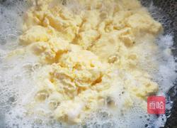 水炒鸡蛋的做法图解4
