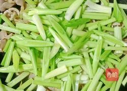芹菜炒鸡胗的做法图解10