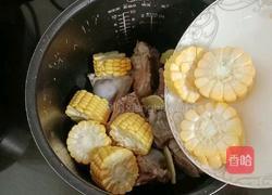 虫草花玉米筒骨汤的做法图解8