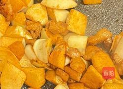 鲜甜美味的茭白炒肉的做法图解5