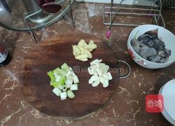 番茄鱿鱼片的做法图解3
