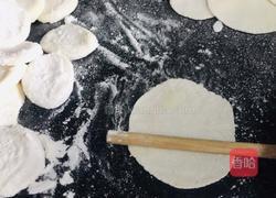 韭菜馅饺子-神器的面粉的做法图解6