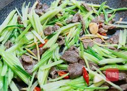 西芹炒牛肉（减肥版）的做法图解6