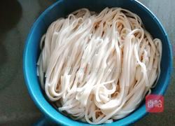 爽口拌面的做法图解2