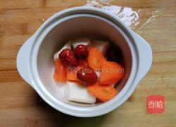 胡萝卜山药瘦肉汤的做法图解3