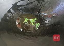 泡菜炒鸡蛋的做法图解4