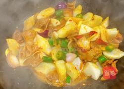 家庭版肥肠萝卜干锅（1-2人份）的做法图解7