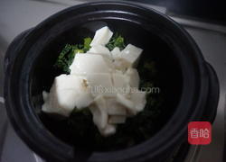 莴笋叶豆腐煲的做法图解4