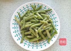 土豆炖豆角焖面的做法图解3