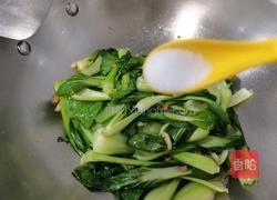 猪油渣炒小棠菜的做法图解8