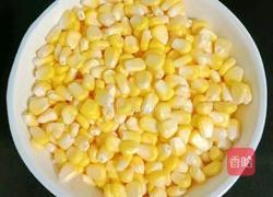 鲜榨玉米汁的做法图解1