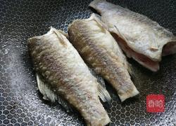 烧烤味红烧鱼的做法图解5