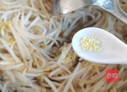 醋炒绿豆芽的做法图解12