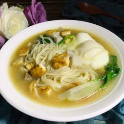 豆腐汤面