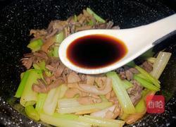 鸭杂炒芹菜的做法图解8