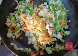 海鲜菇炒饭的做法图解9