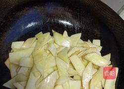 杏鲍菇炒肉的做法图解6