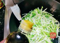 青椒土豆丝的做法图解5