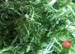 枸杞花生拌苦菊的做法图解1