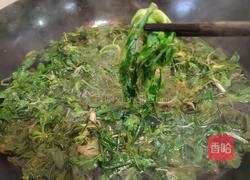 蒜泥蛋皮拌荠菜的做法图解5