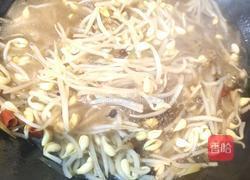 豆芽粉丝贴喝饼的做法图解12