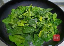 菠菜炒鸡蛋的做法图解1