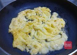 菠菜炒鸡蛋的做法图解2