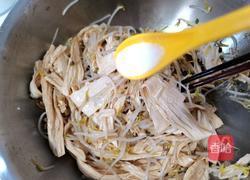 油醋汁拌豆芽腐竹的做法图解4